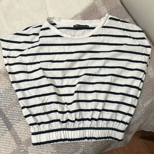 zara top size small